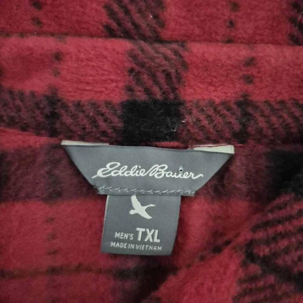 Eddie Bauer Shirt Mens Tall‎ XL Red Black Plaid Fleece Button Front Long Sleeve